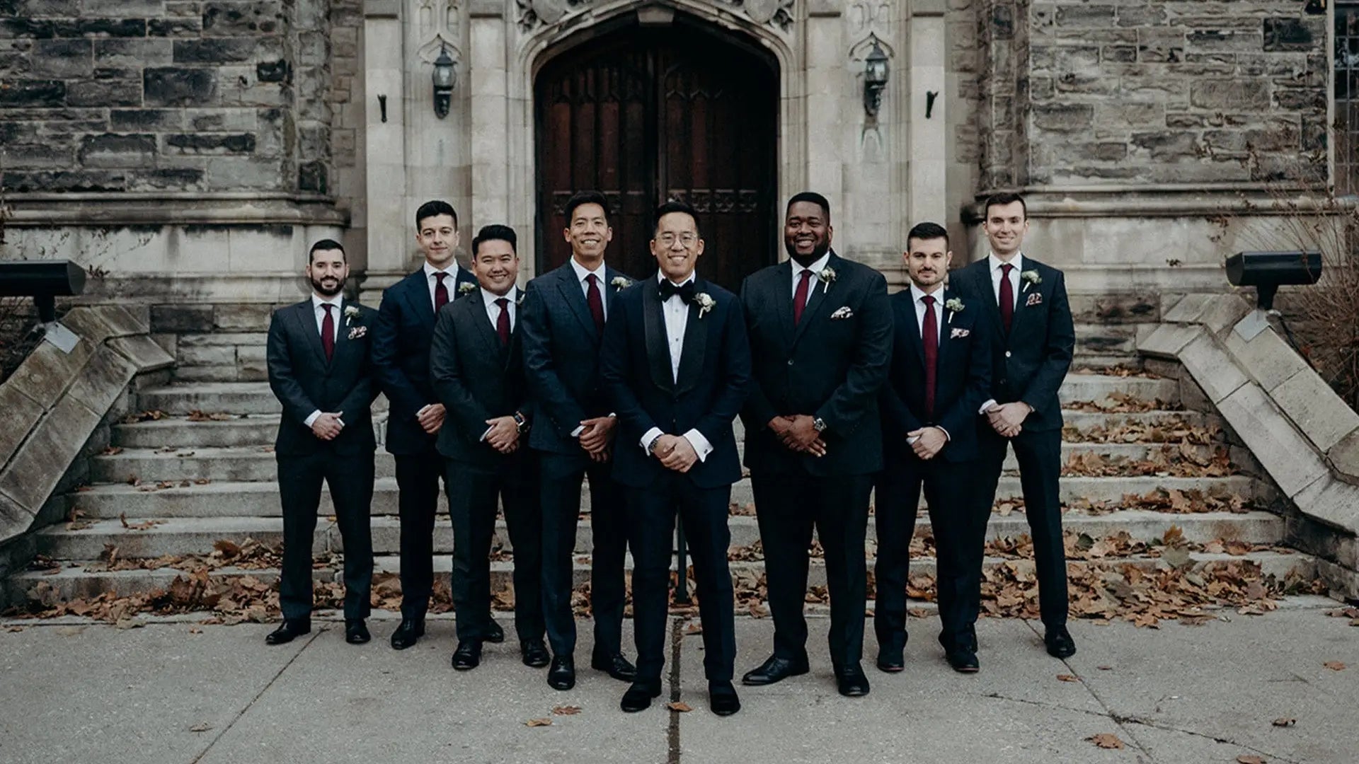 What to Look for in Men's Wedding Suits: The Best Material Options for Grooms Aklasu What to Look for in Men's Wedding Suits: The Best Material Options for Grooms Aklasu