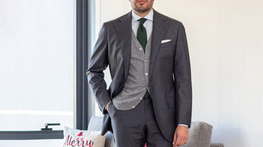 Grey Suit with Green Tie: A Beautiful Pairing