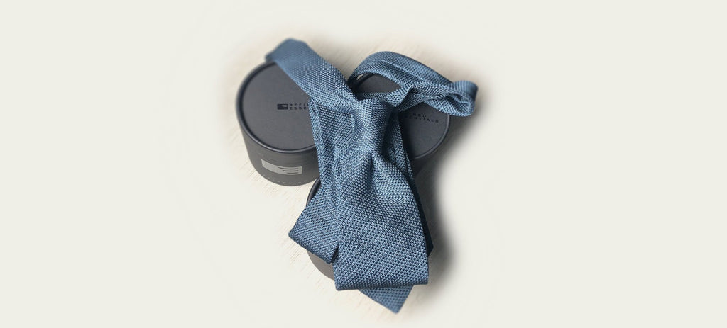 Dusty Blue Tie: Make the Sophisticated Shade of Blue Your Summer Colour
