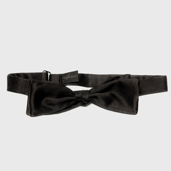 Black Batwing Bow-Tie
