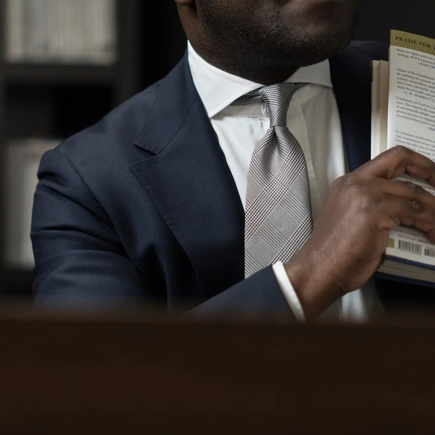 Gift Guide for Men with Timeless Style: 14 Gifts that Bring a Smile to Their Face