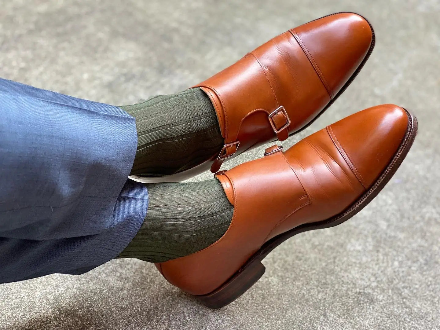 Strategies that Ace Your Dress Sock Game for Summer