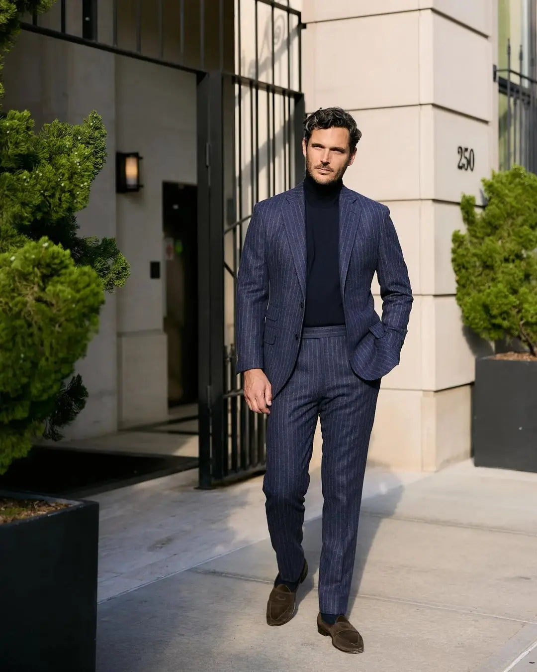Winter Suit Style that Gives Boring Outfits the Cold Shoulder