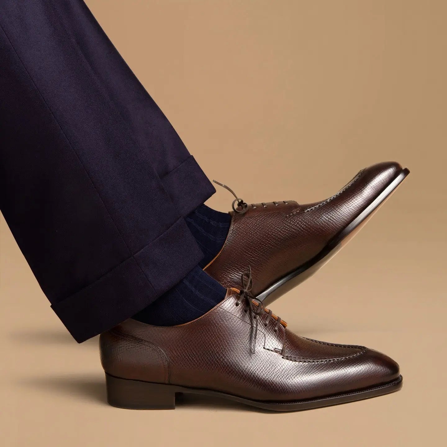 Unlock the Corner Office: How to Dress Like an Executive and Exude Success