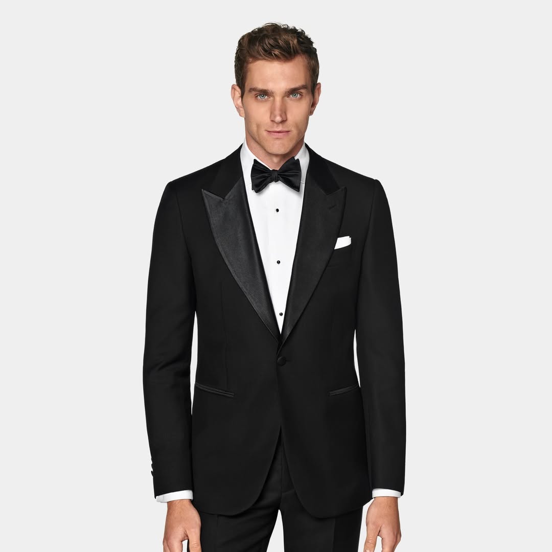 Holiday Party Outfit Ideas for Men that Make You Look (and Feel) Fantastic
